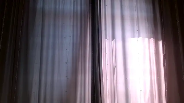 Li noen online show from March 19, 5:19 am