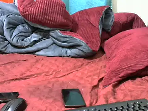 Snapshot of Creamy_dolly chatting on December 19, 1:18 am Creamy dolly online show from December 19, 1:18 am