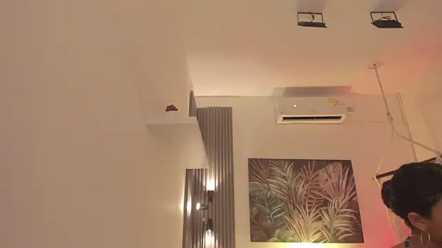 emma alice  online show from November 12, 12:05 pm