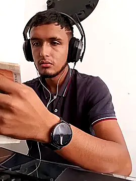 Snapshot of mosmar_20 chatting on January 7, 5:31 pm mosmar 20 online show from January 7, 5:31 pm