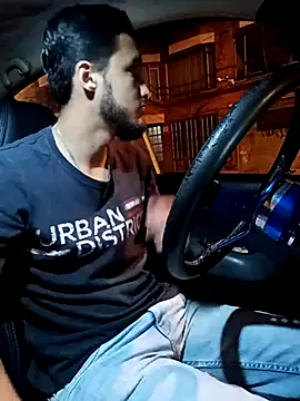 Snapshot of mosmar_20 chatting on February 27, 8:28 am mosmar 20 online show from February 27, 8:28 am