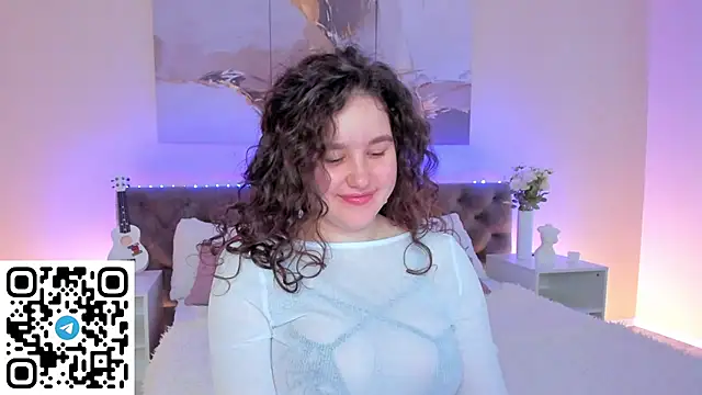 Ariella Sol online show from December 3, 7:21 am