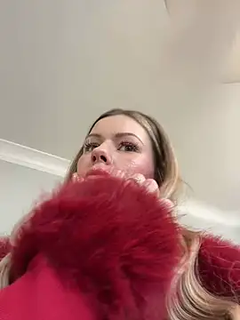 LoveShae  online show from December 18, 8:14 pm