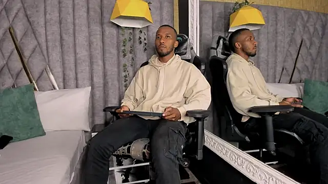 JamesParck online show from March 3, 11:43 pm