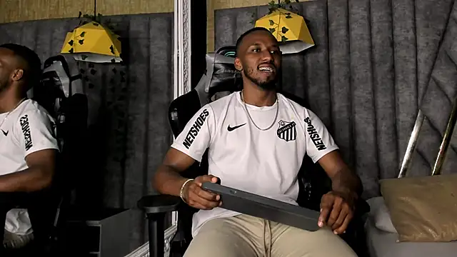 JamesParck online show from March 16, 11:20 pm