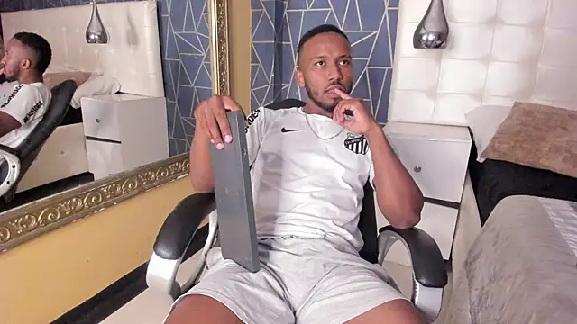 JamesParck online show from April 4, 10:18 pm