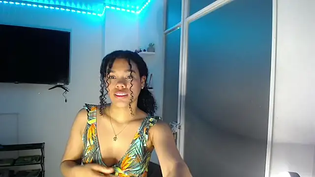 Snapshot of Dena_k_ chatting on December 3, 10:17 am Dena k online show from December 3, 10:17 am