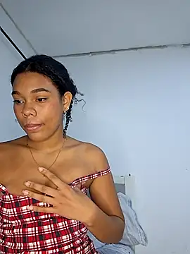 Snapshot of Dena_k_ chatting on March 5, 10:55 am Dena k online show from March 5, 10:55 am