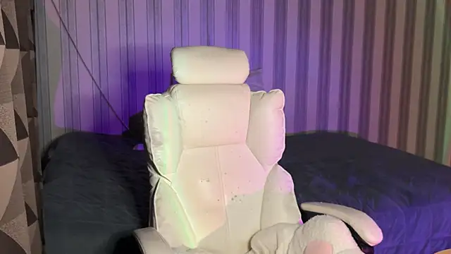 Snapshot of mayvi_cold chatting on November 2, 6:10 pm mayvi cold online show from November 2, 6:10 pm