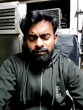 Snapshot of rayhan085 chatting on December 11, 8:28 pm rayhan085 online show from December 11, 8:28 pm