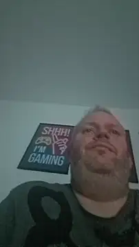 ShyBoy1982 online show from November 2, 8:00 pm