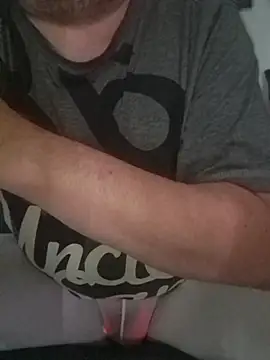 ShyBoy1982 online show from November 9, 7:34 pm