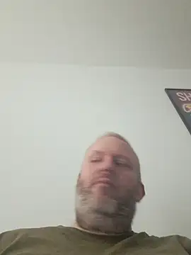 ShyBoy1982 online show from January 14, 12:44 pm