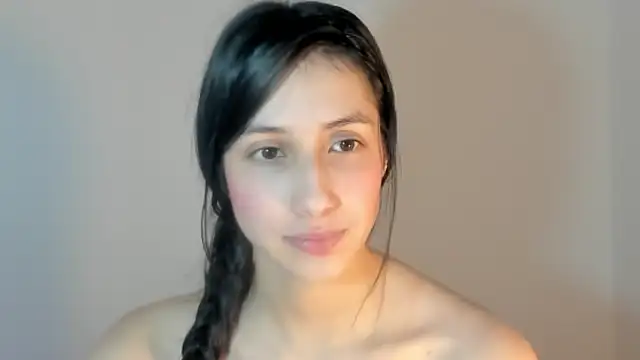 Snapshot of ericbana__ chatting on December 14, 5:57 am ericbana online show from December 14, 5:57 am