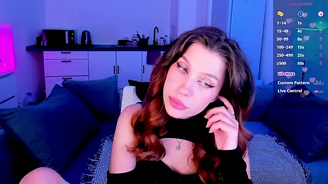 tenderdreams online show from November 7, 7:03 pm