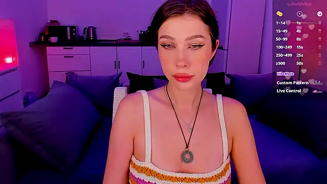 tenderdreams online show from November 21, 9:57 pm