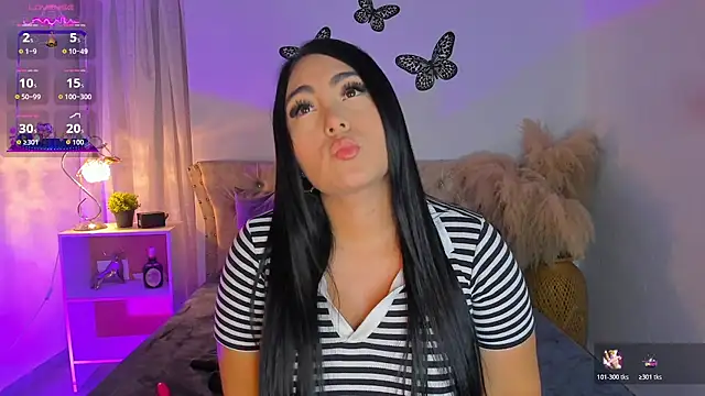 Snapshot of Sarahballiston_ chatting on November 27, 12:24 am Sarahballiston online show from November 27, 12:24 am