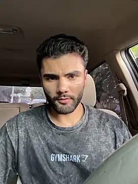 Derek w online show from March 19, 9:08 pm