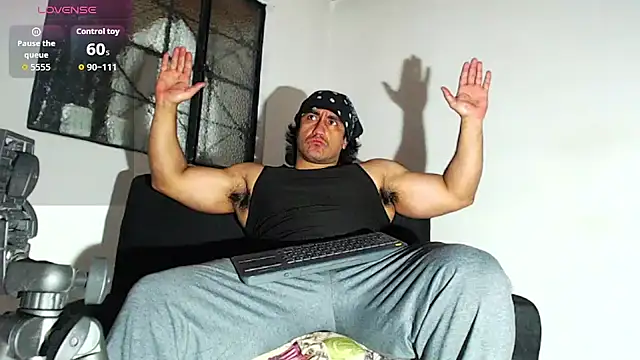 Snapshot of willian_m777 chatting on October 28, 3:32 am willian m777 online show from October 28, 3:32 am