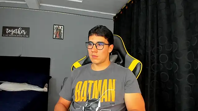 owengray2n online show from September 29, 1:22 am