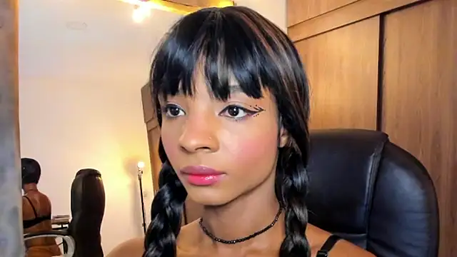 Snapshot of alikahouston4 chatting on March 14, 4:54 am alikahouston4 online show from March 14, 4:54 am