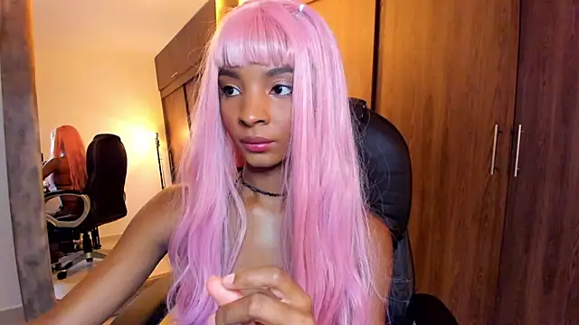 Snapshot of alikahouston4 chatting on November 15, 6:59 pm alikahouston4 online show from November 15, 6:59 pm