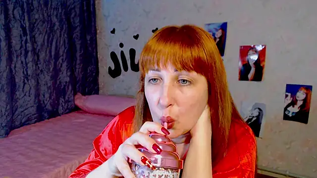 JillStevens online show from March 19, 11:47 pm