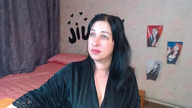 JillStevens online show from October 14, 3:18 am