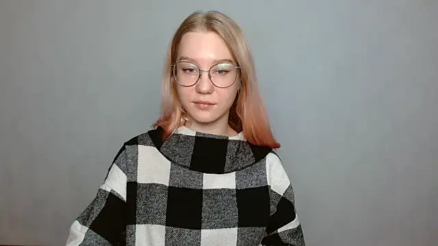 cindi hot online show from December 28, 12:35 pm