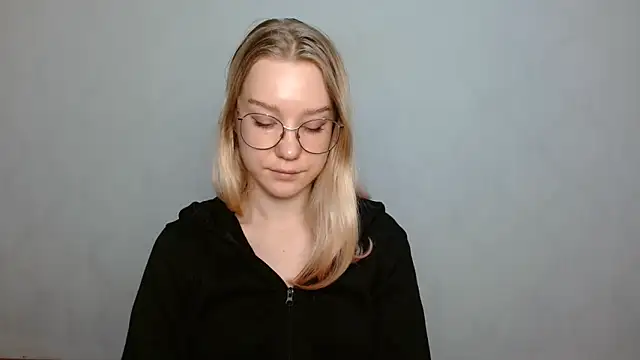 cindi hot online show from January 28, 1:05 pm