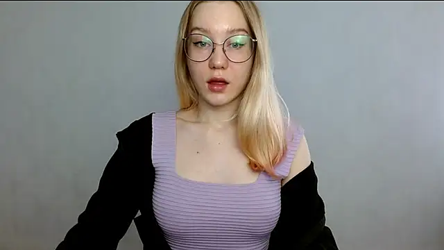 cindi hot online show from February 22, 9:45 am