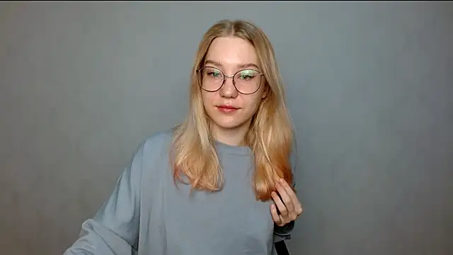 cindi hot online show from February 25, 6:36 am