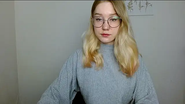 cindi hot online show from March 23, 8:15 am