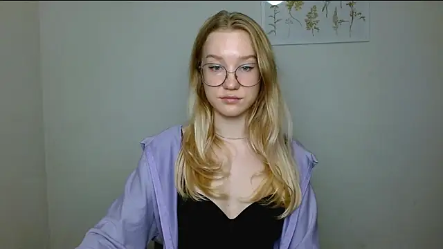 cindi hot online show from October 7, 11:51 am