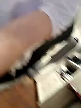 Snapshot of 1ninefellababy chatting on March 11, 3:02 pm 1ninefellababy online show from March 11, 3:02 pm