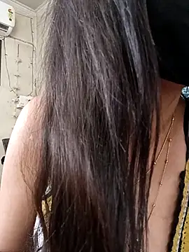 Parinaaz18 online show from March 5, 8:21 am