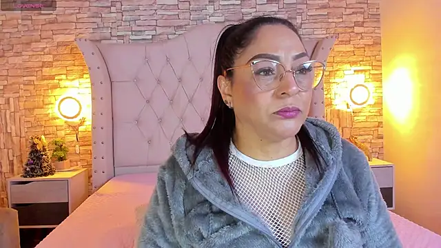 Gina Myers online show from January 5, 2:08 pm