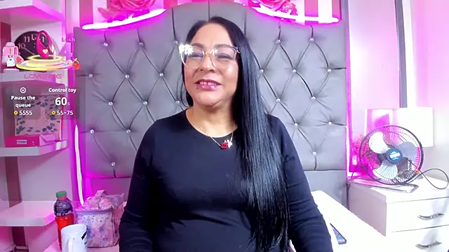 Gina Myers online show from November 10, 12:37 pm