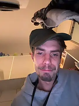 Snapshot of KidoXVII chatting on November 29, 11:30 pm KidoXVII online show from November 29, 11:30 pm