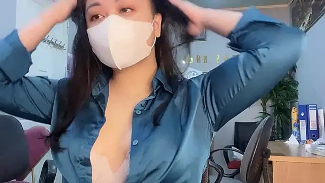 Snapshot of Bamboo_Swetie chatting on December 7, 11:51 am Bamboo Swetie online show from December 7, 11:51 am