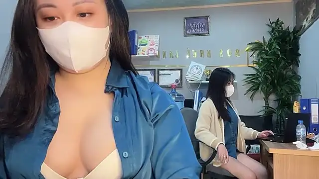 Snapshot of Bamboo_Swetie chatting on December 17, 2:44 pm Bamboo Swetie online show from December 17, 2:44 pm