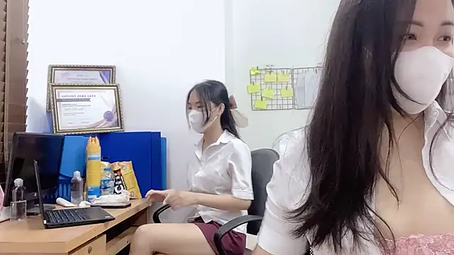 Snapshot of Bamboo_Swetie chatting on February 13, 1:59 pm Bamboo Swetie online show from February 13, 1:59 pm