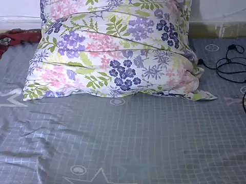 Snapshot of dark_sugar404 chatting on February 21, 1:11 am dark sugar404 online show from February 21, 1:11 am