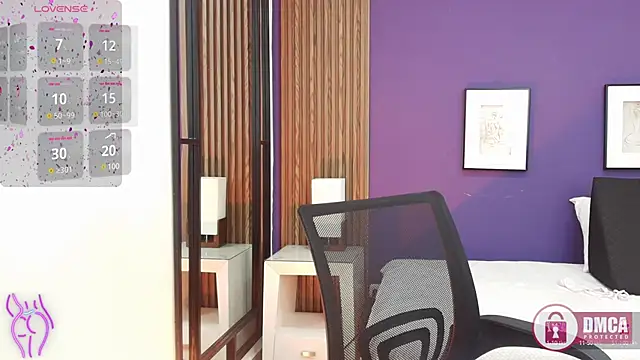 Snapshot of alina_martinelli chatting on February 22, 4:30 pm alina martinelli online show from February 22, 4:30 pm