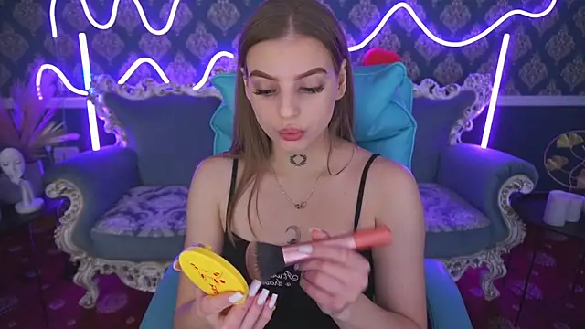 Lexi Si online show from March 18, 8:26 pm