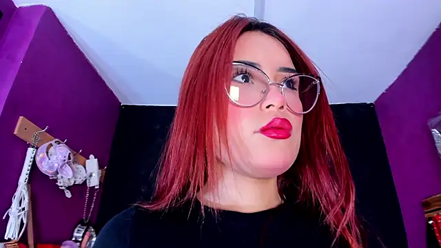 Snapshot of Alexa_Slave chatting on October 1, 7:20 pm Alexa Slave online show from October 1, 7:20 pm