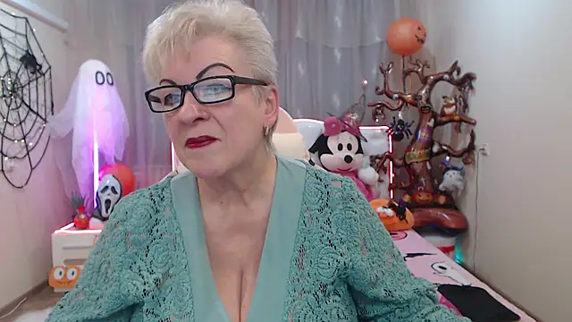 KayleSmoll online show from October 24, 6:37 pm