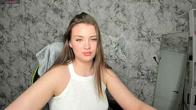 DeniRicchii online show from April 4, 6:38 pm