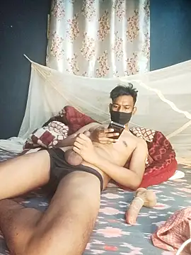 richardjames95 online show from February 13, 6:37 pm