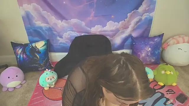 MilkyBunny online show from January 5, 5:27 pm